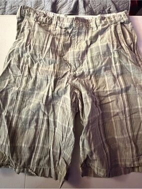 Mossimo Men’s Size 36 Gray Plaid Striped Cargo Shorts 100% Cotton